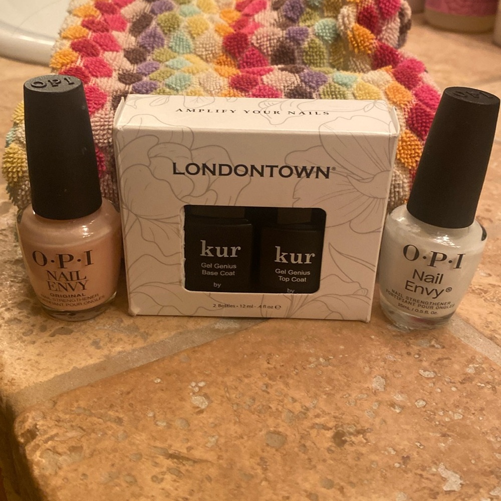 Kur Gel Genius Base Coat and Top Coat Opi Nail Envy Alpine Snow Bubble Bath